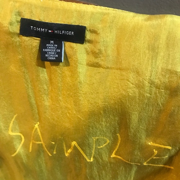 (Tommy Hilfiger) sample piece. Unique blouse. - Picture 3 of 5